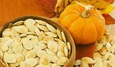 conas a fháil haitheantas coibhneasta de paraisítí ag baint úsáide as síolta pumpkin